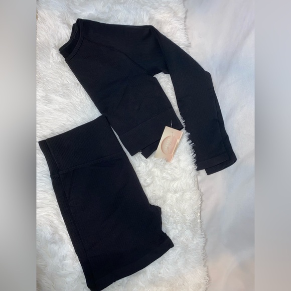 Gym Flex 2 Piece Set - Picture 2 of 3